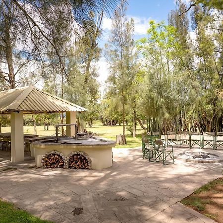 Grootfontein Ghaub Nature Reserve & Farm - One Namibia מראה חיצוני תמונה